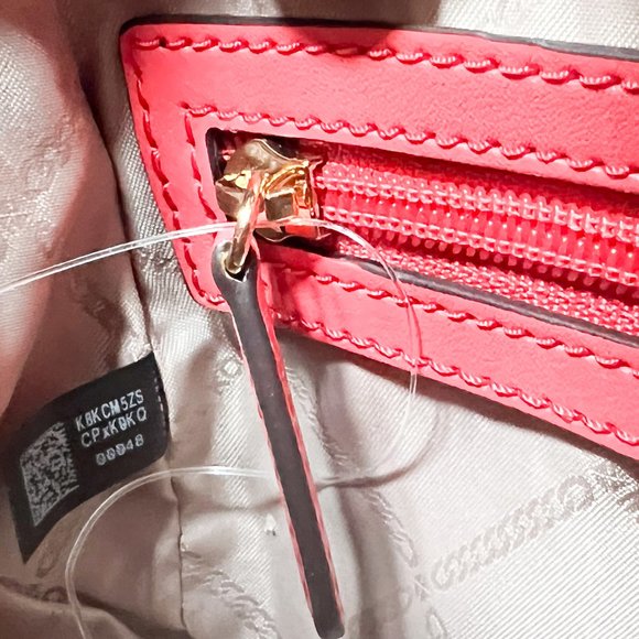 Michael Kors Blaire XS Duffle Satchel Shoulder Crossbody Bag MK Dahlia - Picture 9 of 15